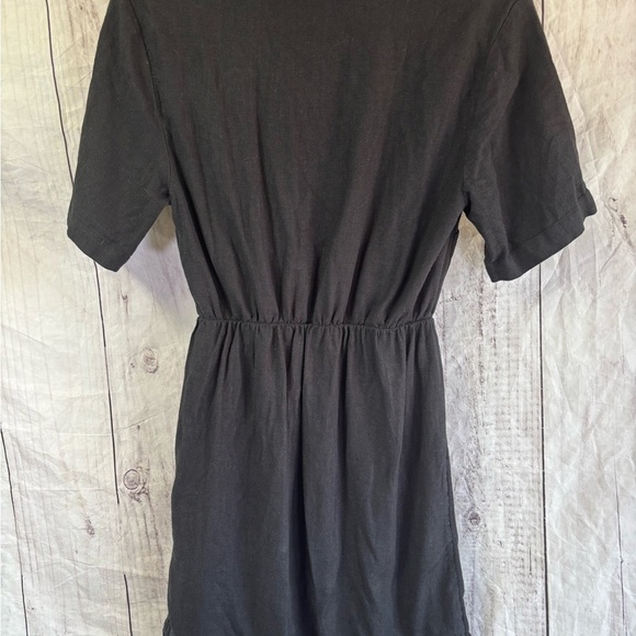 Abercrombie & Fitch Linen Cut Out Black Short Sleeve Dress
Small - Picture 8 of 8